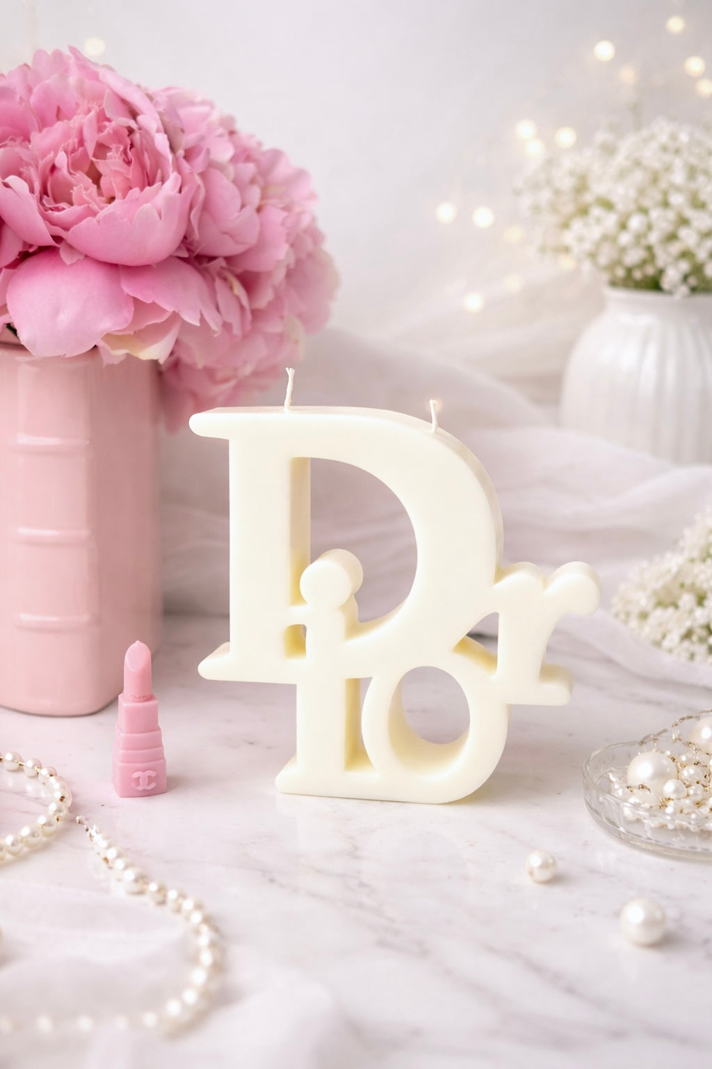 D i o r Standing Decorative Candle